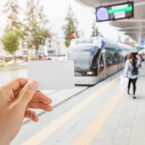 Metro w Barcelonie: Praktyczny przewodnik po biletach i taryfach